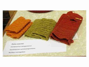 Nalbinding Handwarmers